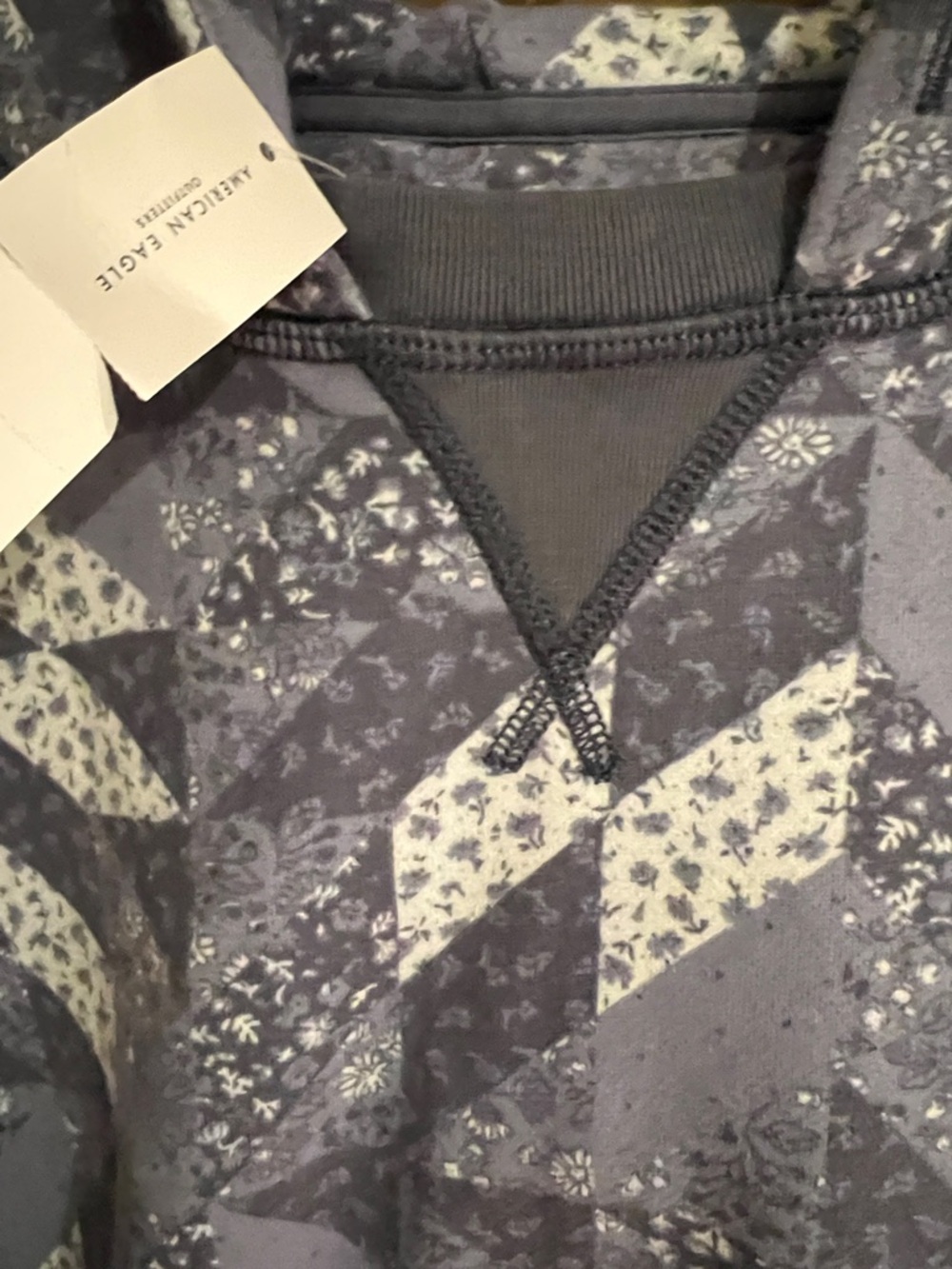 American Eagle Outfitters Blue & White Geometric Crewneck Hoodie - Picture 4 of 11
